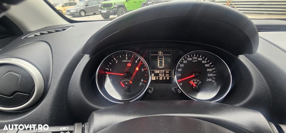 Nissan Qashqai+2 2.0 dCi DPF 4x4 Aut acenta - 10