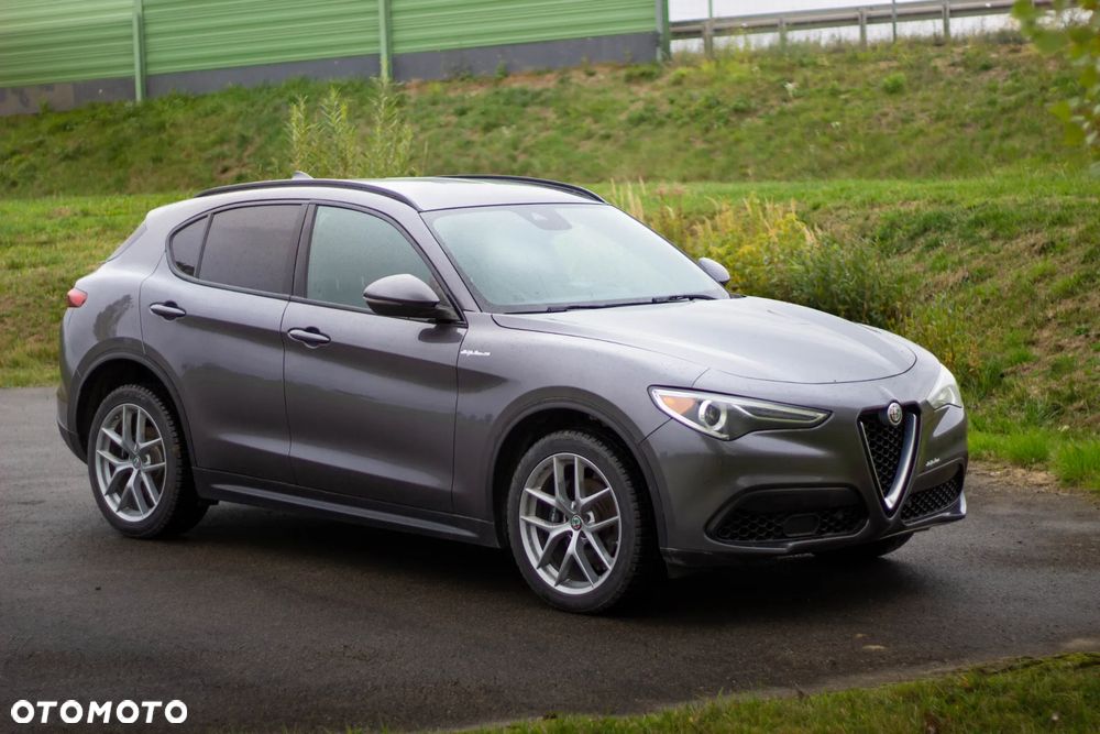 Alfa Romeo Stelvio - 7