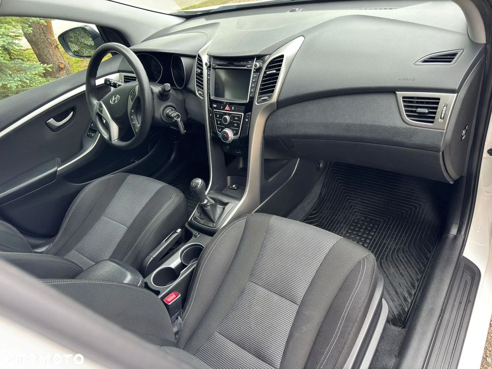 Hyundai i30 - 18