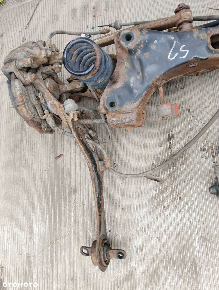 KOMPLETNE ZAWIESZENIE BELKA SANKI TYŁ HYUNDAI I30 I KOMBI - 4