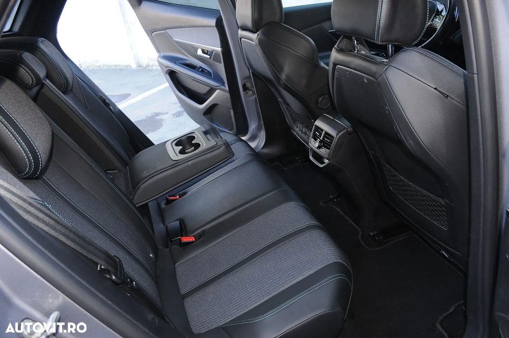 Peugeot 3008 BlueHDi 130 Stop & Start EAT8 Allure Pack - 7