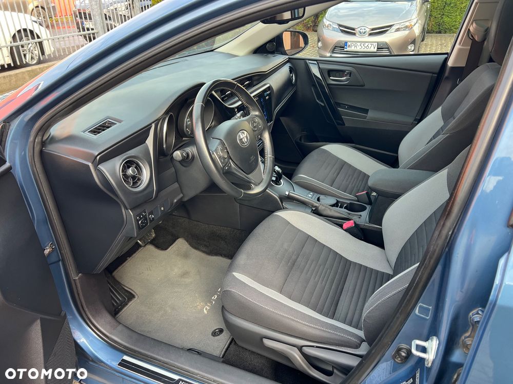 Toyota Auris 1.8 HSD Sol - 19