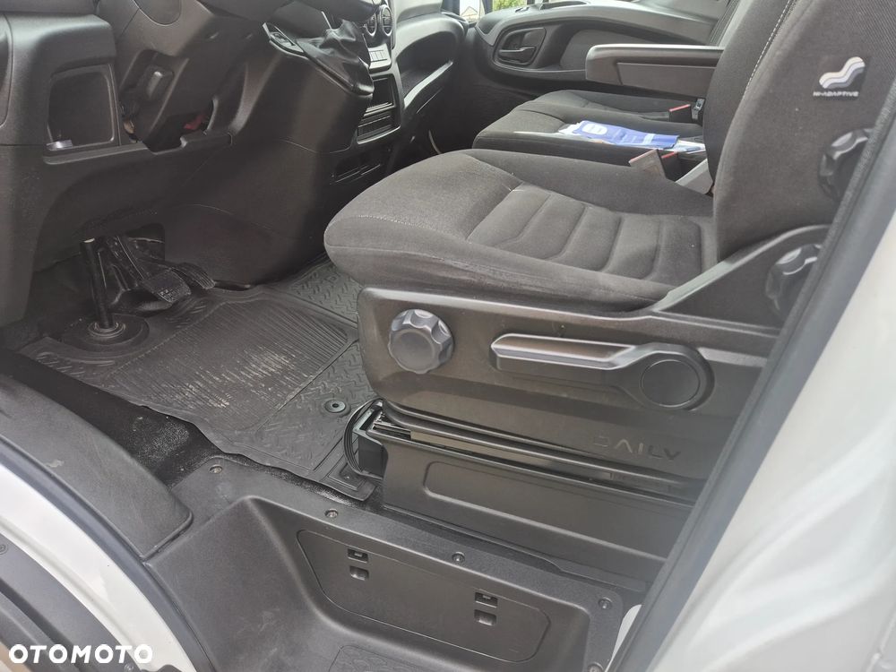 Iveco IVECO 40C16 3.0 KONTENER 4.30 HIMATIC LEDY RADARY SPROWADZONY - 16