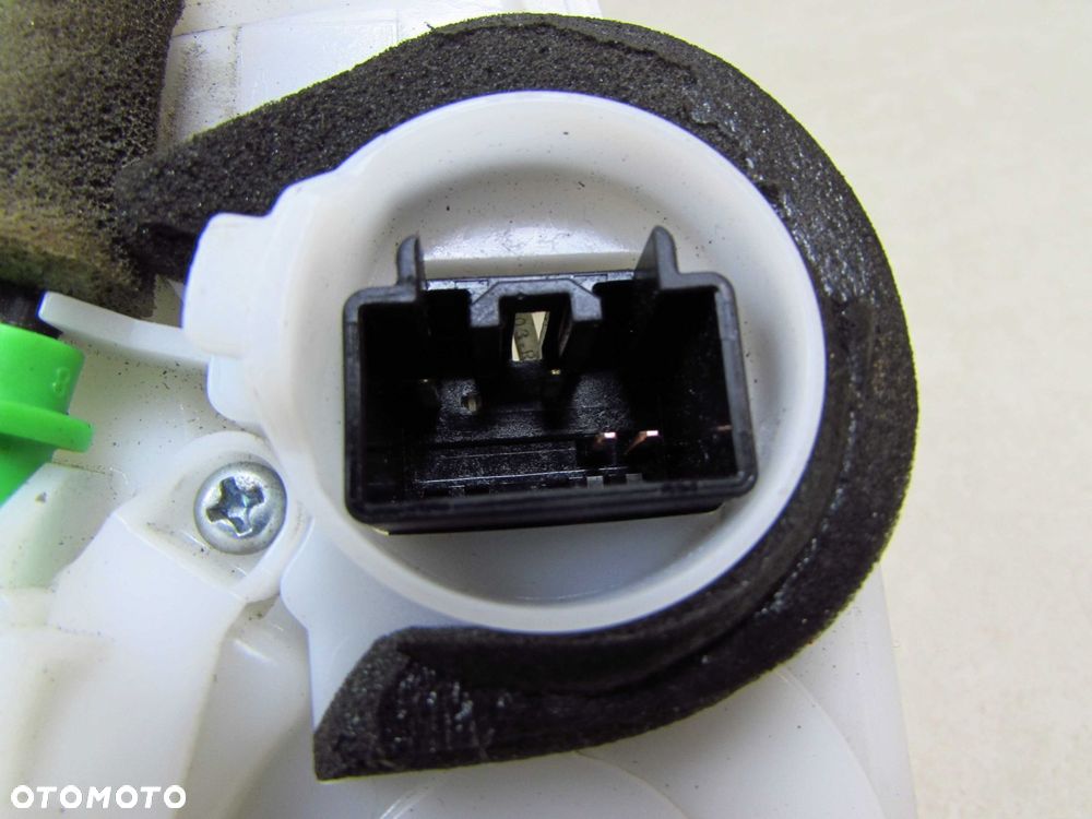 MAZDA 3 II BL SEDAN 09-13 ZAMEK DRZWI PRAWY TYL G03-G09-R2 - 4