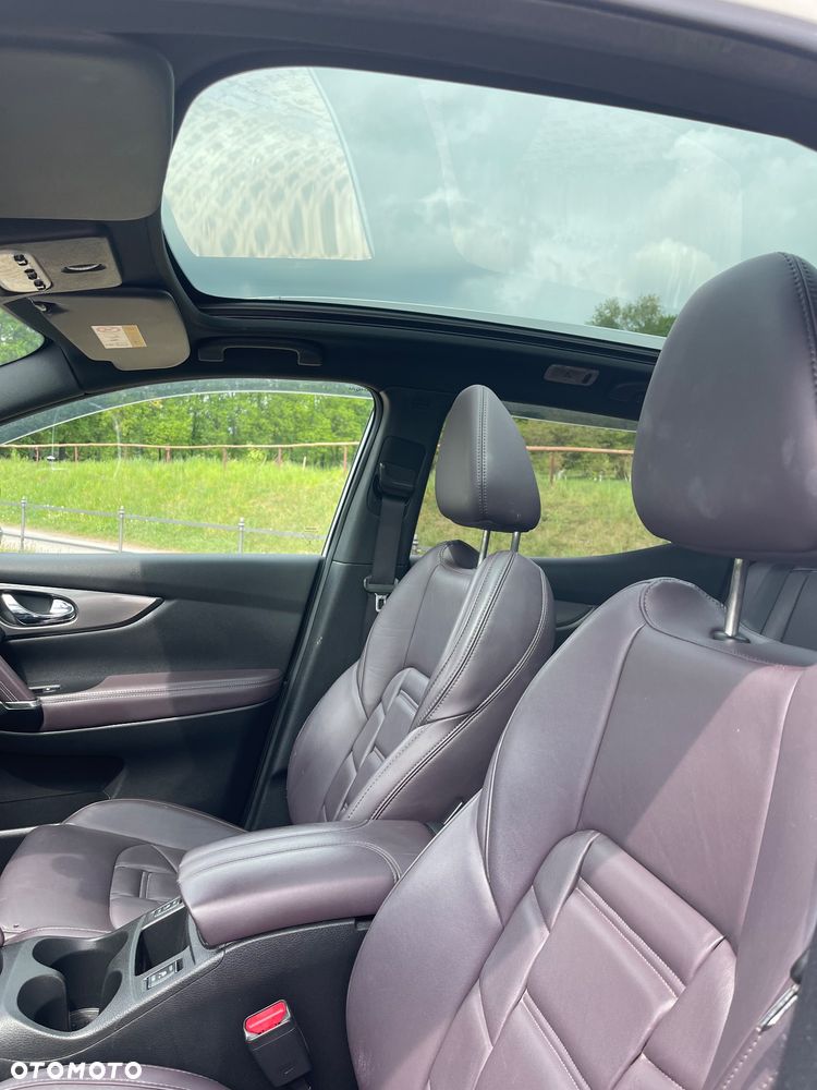 Nissan Qashqai 1.6 dCi Xtronic TEKNA+ - 25