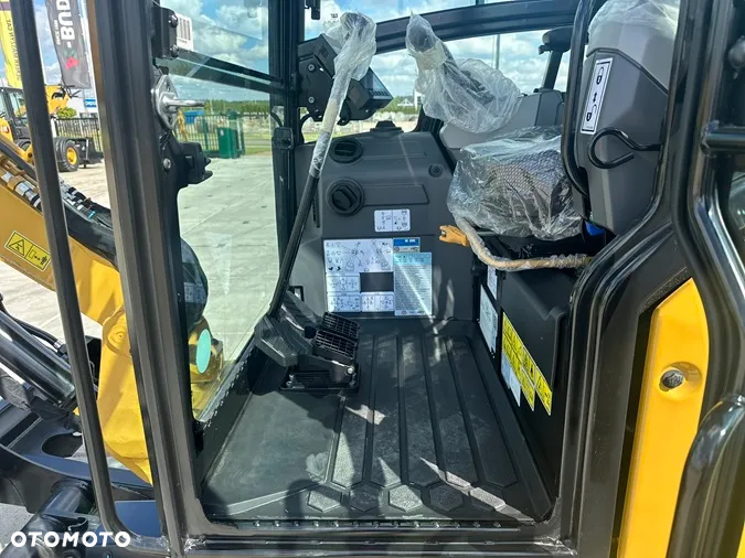 Caterpillar 302.7 CR - 15