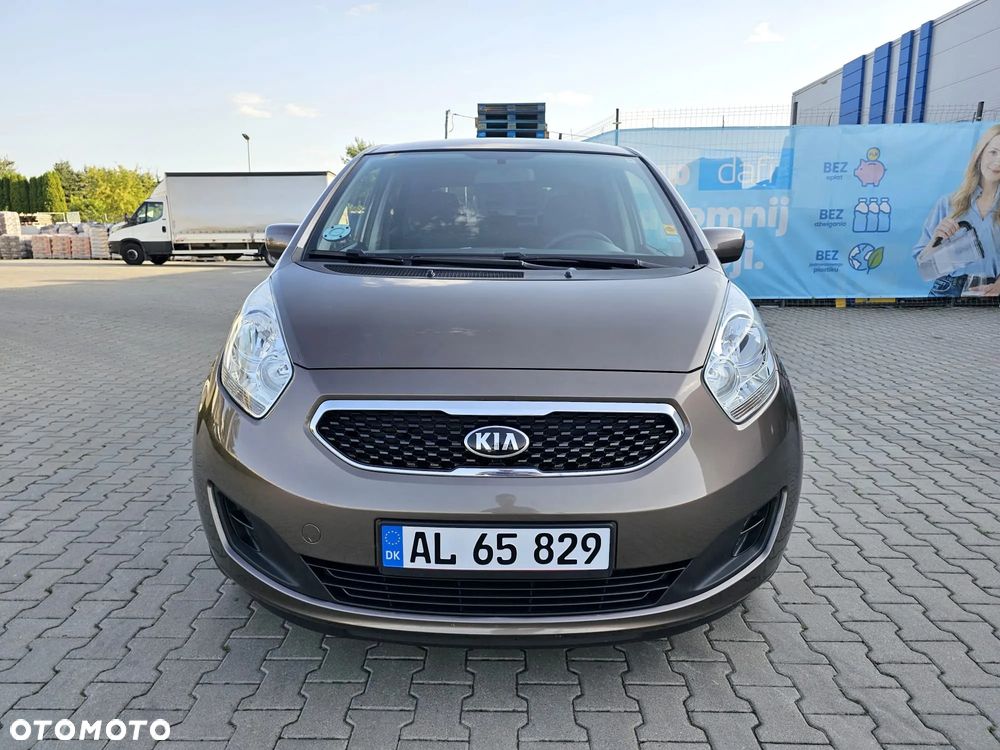 Kia Venga 1.6 CVVT Black Collection - 7