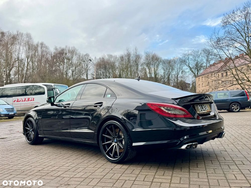 Mercedes-Benz CLS 63 AMG - 12
