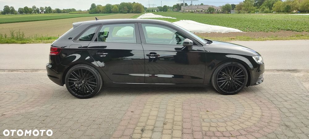 Audi A3 Sportback 2.0 TDI Quattro Attraction - 15