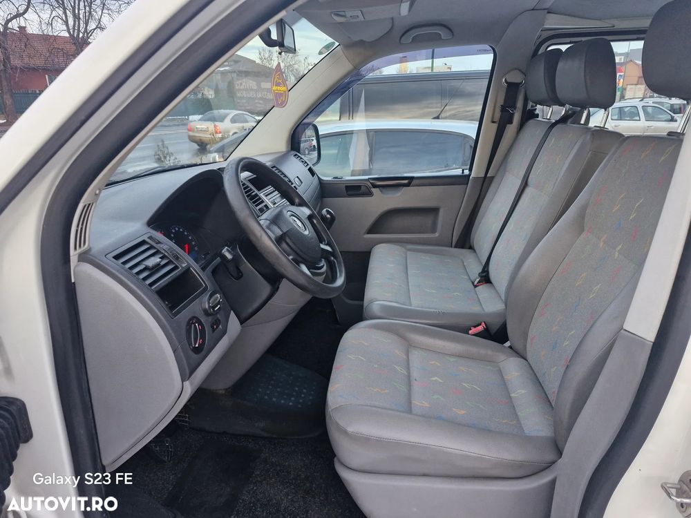 Volkswagen Transporter Caravelle Kurz DPF Comfortline - 6