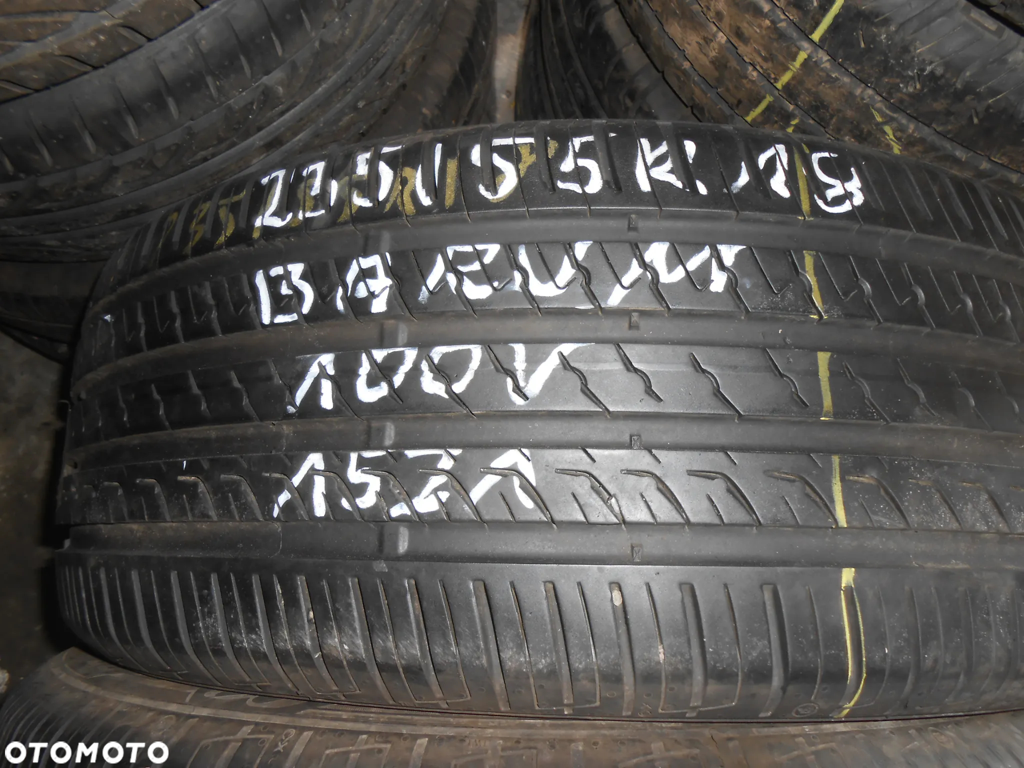 OPONY 235/55R18 BARUM BRAVURIS 5HM DOT 1621 7.7MM - 2