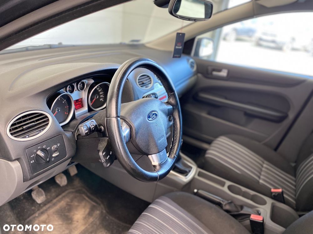 Ford Focus 1.6 Amber X - 10