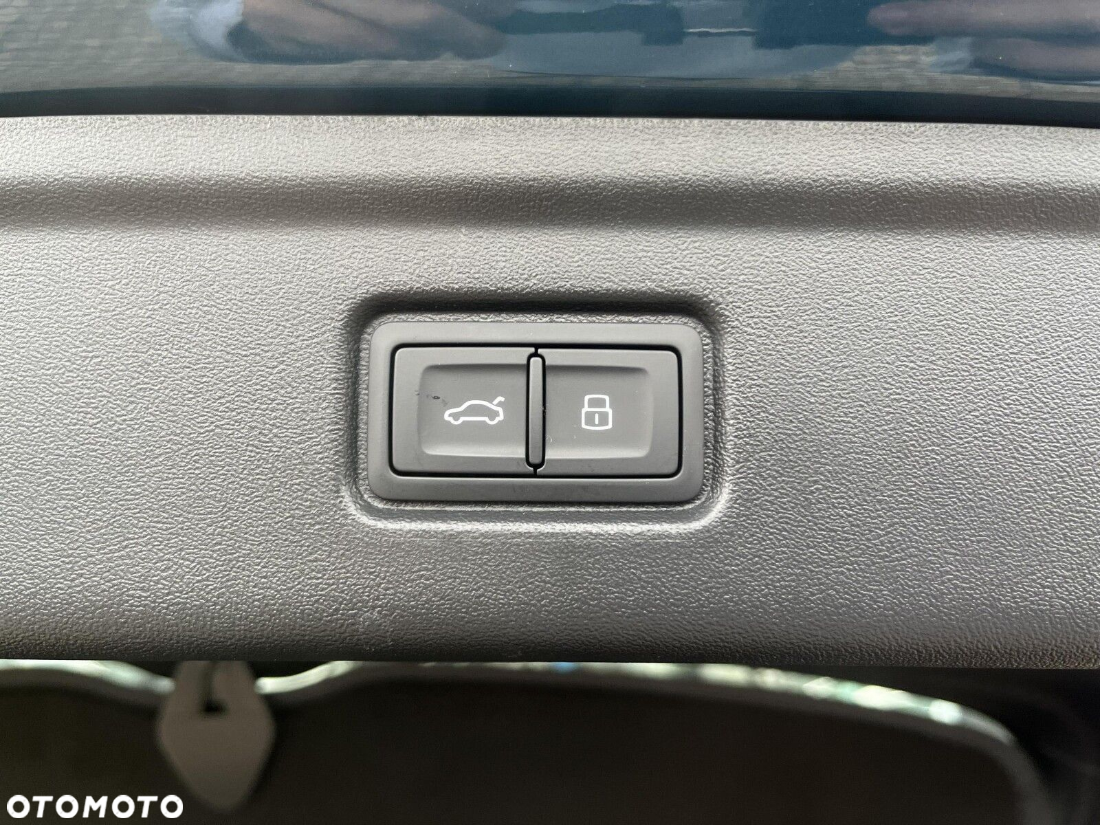 Audi A6 e-tron - 17
