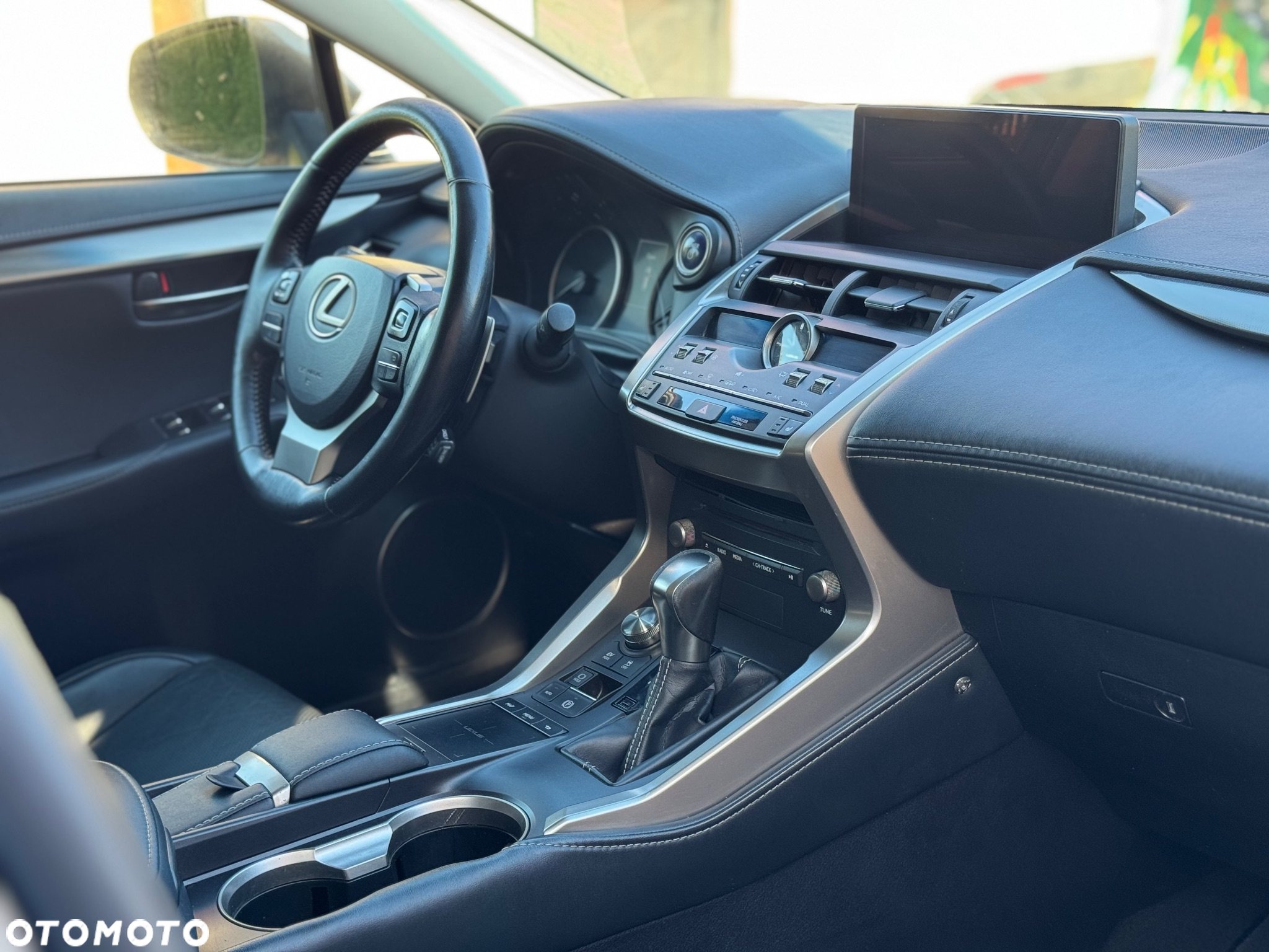 Lexus NX 350h F Sport AWD - 16