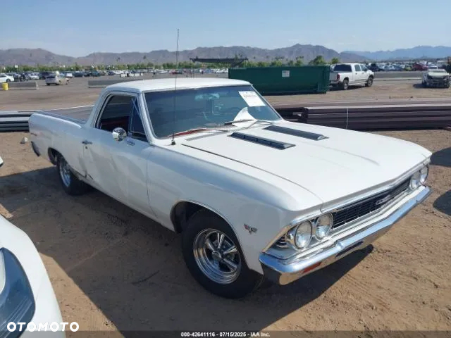 Chevrolet El Camino - 2