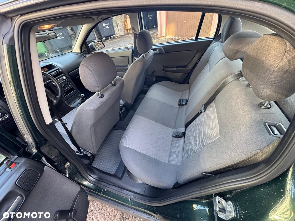 Opel Astra - 12