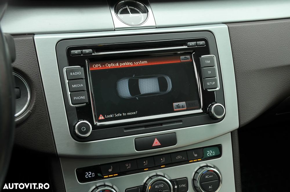 Volkswagen Passat CC - 19