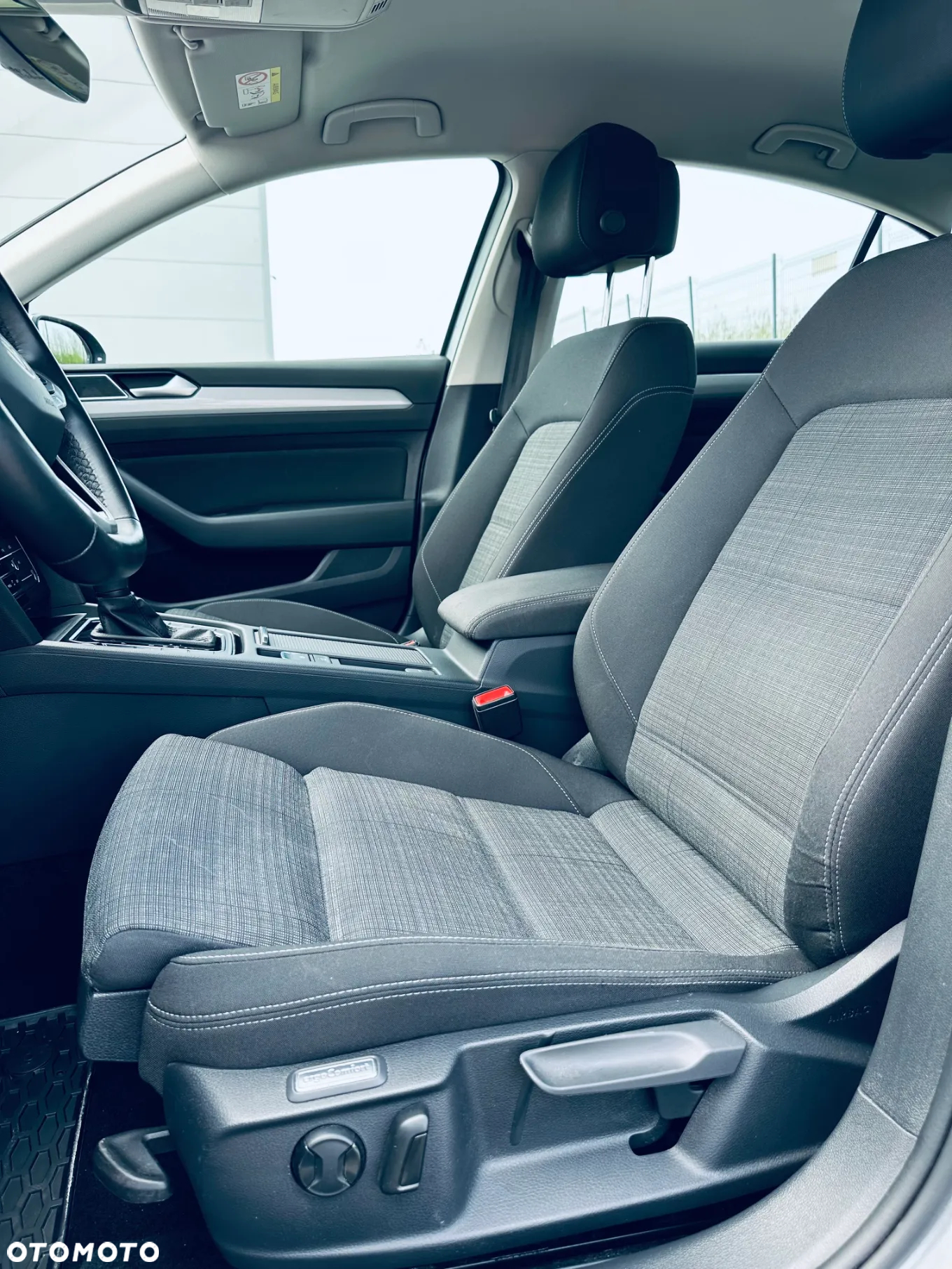 Volkswagen Passat 2.0 TDI EVO Business DSG - 8