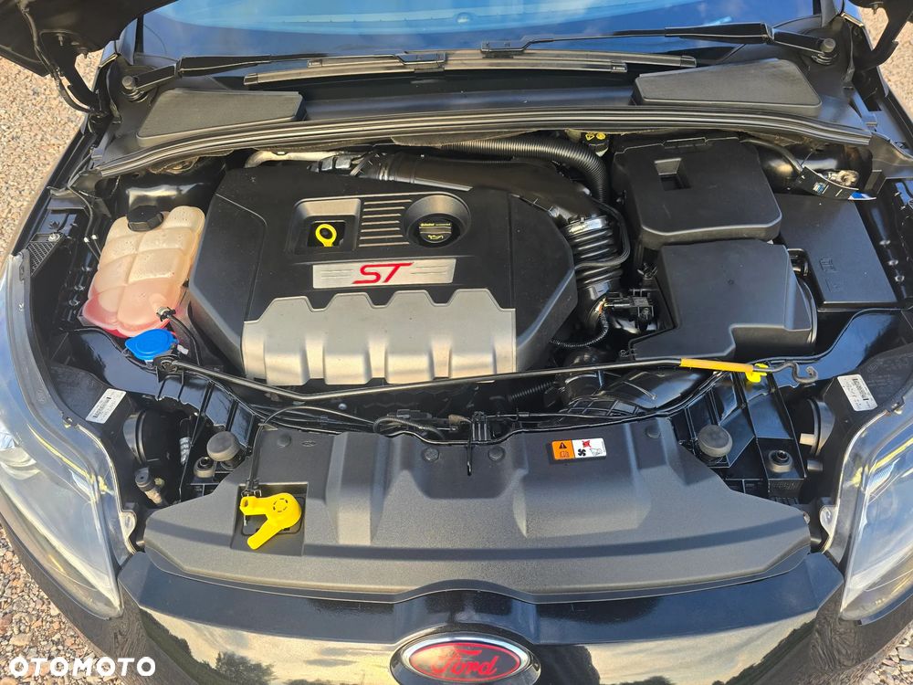 Ford Focus - 31