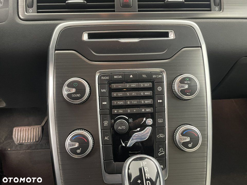 Volvo XC 70 - 11