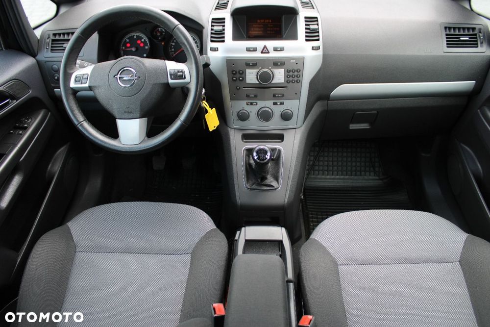 Opel Zafira - 22