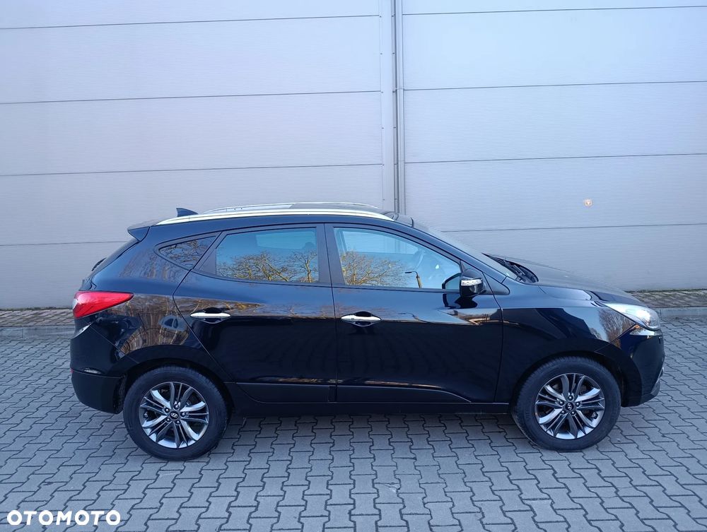 Hyundai ix35 2.0 CRDi 4WD Automatik Style - 11