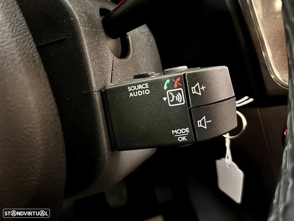 Dacia Logan MCV 0.9 TCe Stepway - 42