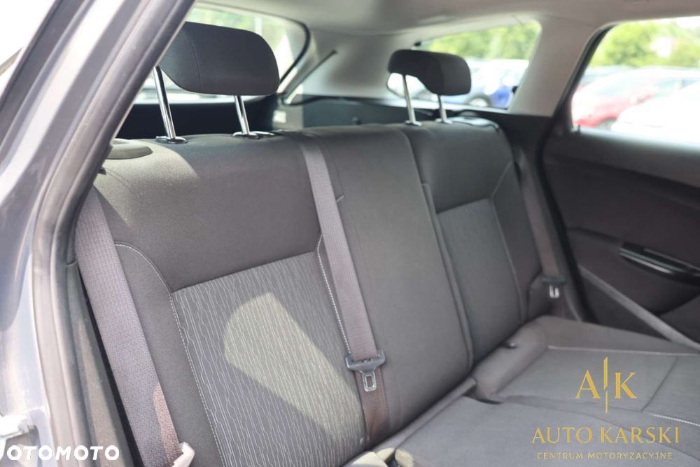 Opel Astra - 36