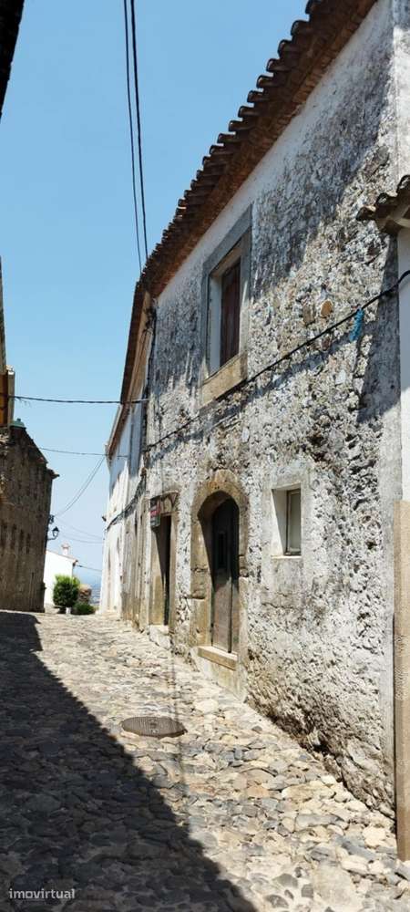 Moradia no Burgo Medieval - Grande imagem: 2/19