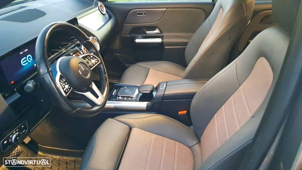Mercedes-Benz EQA - 24