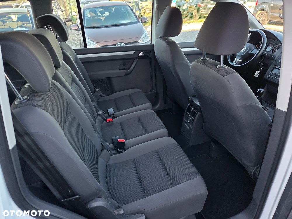 Volkswagen Touran 1.6 TDI DPF BlueMotion Technology Comfortline - 11