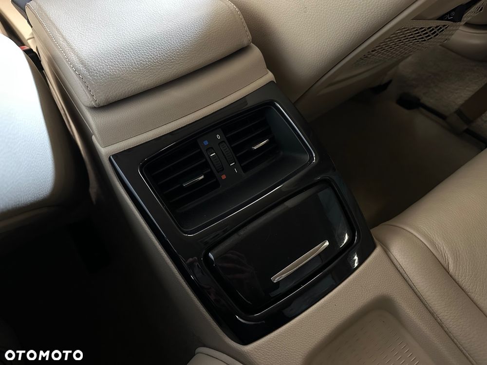BMW Seria 3 320d DPF - 19
