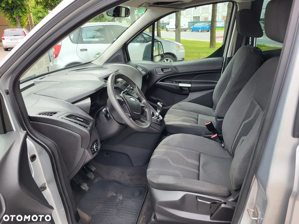 Ford Transit Connect - 9