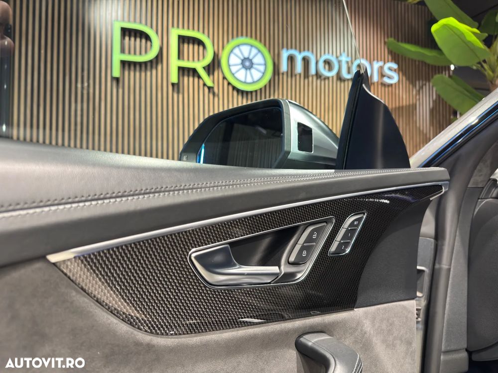 Audi SQ8 4.0 TFSI quattro Tiptronic - 38