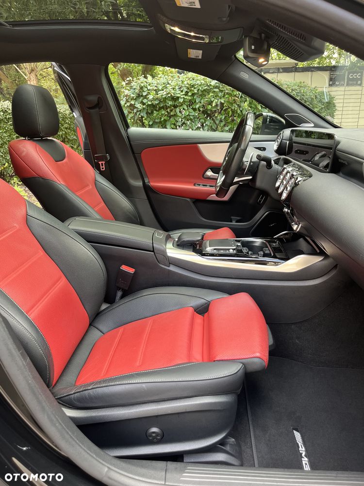 Mercedes-Benz Klasa A AMG 35 4Matic AMG Speedshift DCT 7G - 27