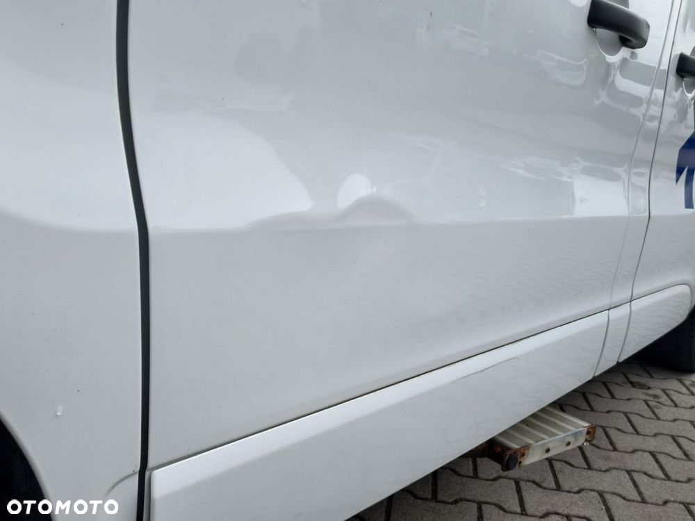 Opel Vivaro - 19