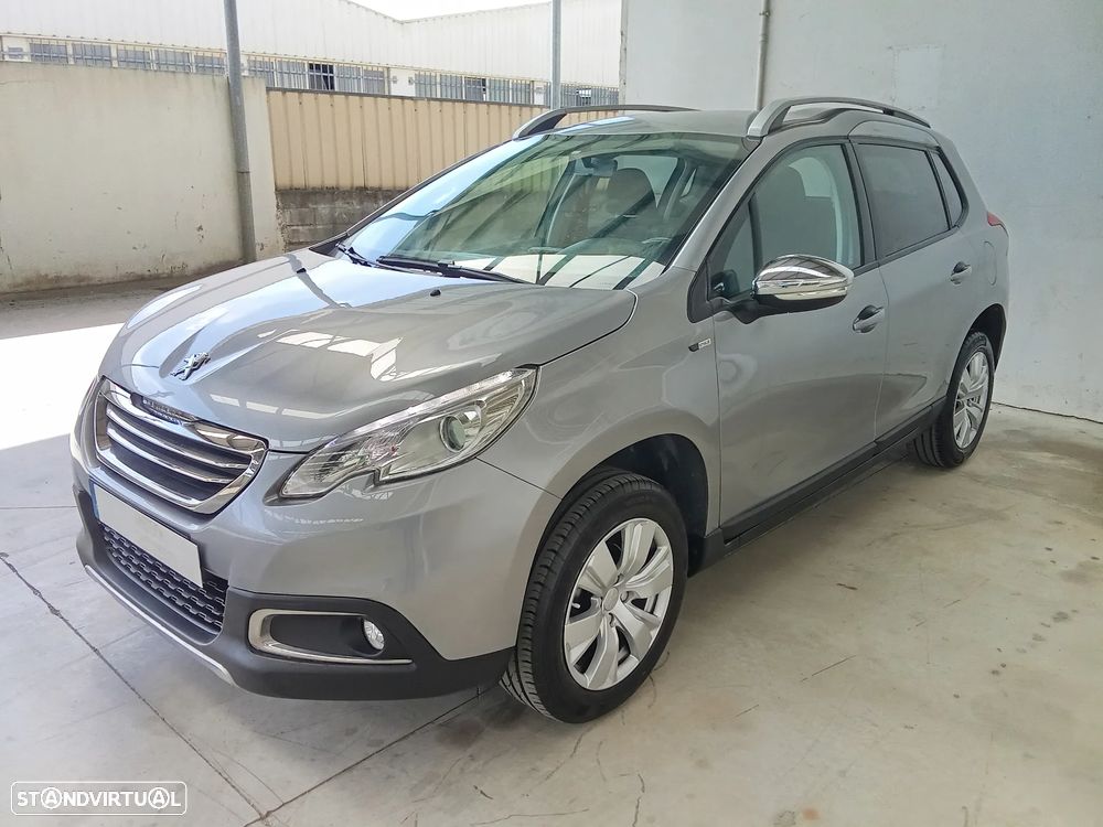 Peugeot 2008 1.2 VTi Active - 1