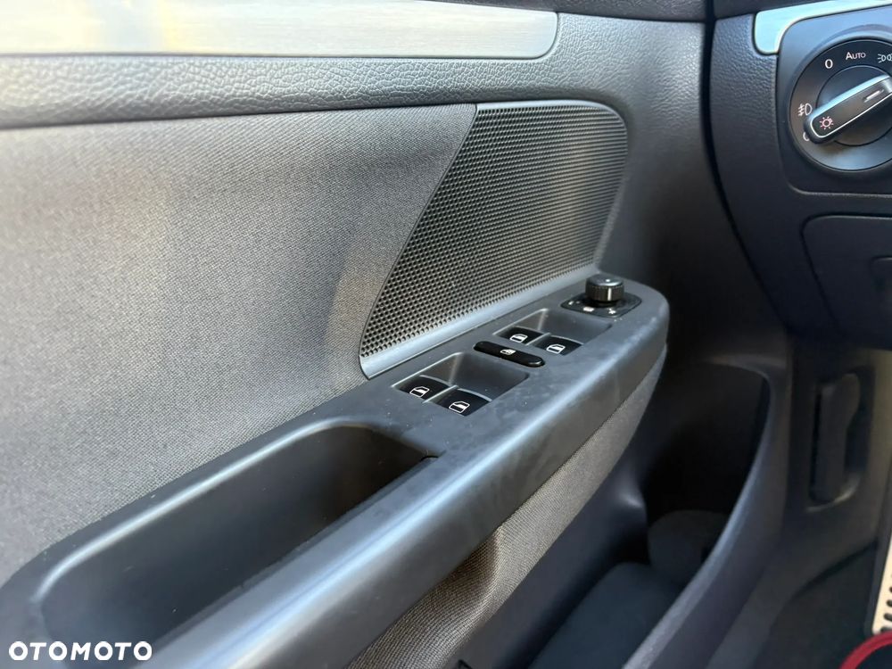 Volkswagen Golf V 2.0 TSI GTI DSG - 18