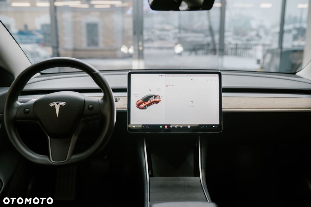 Tesla Model 3 Langstreckenbatterie Allradantrieb Dual Motor - 4