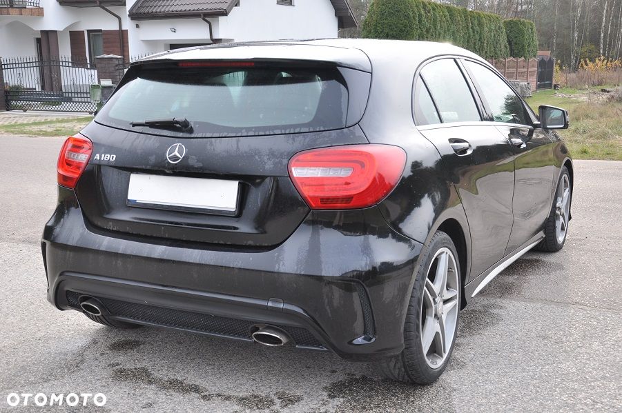 Mercedes-Benz Klasa A 180 7G-DCT AMG Line - 4