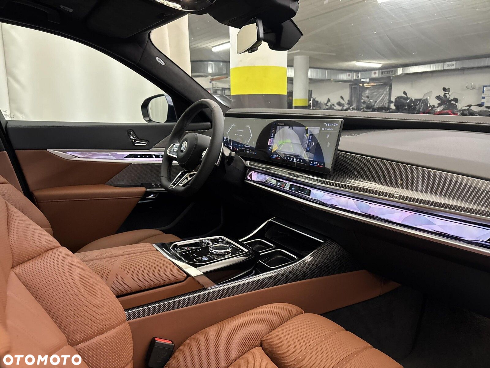 BMW Seria 7 - 21