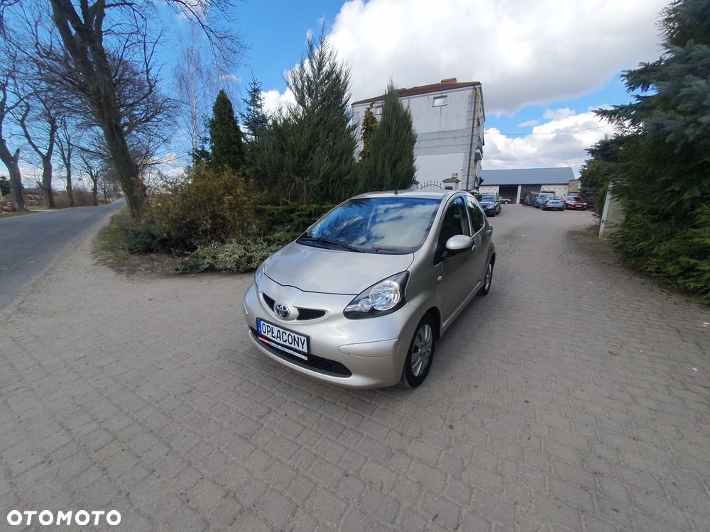 Toyota Aygo - 1