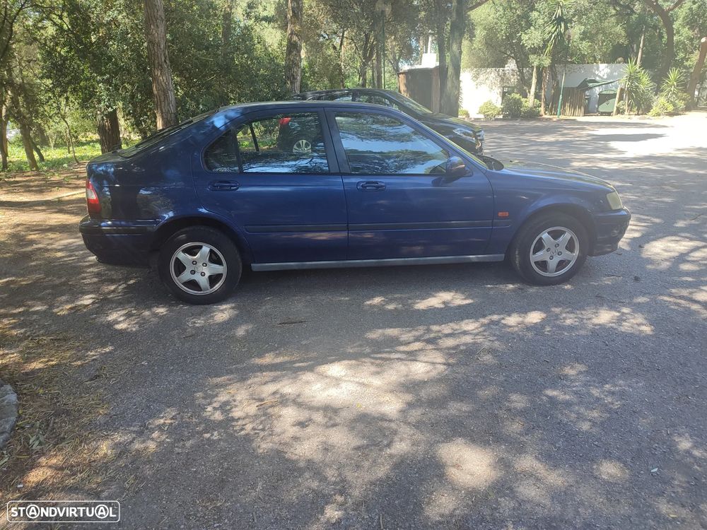 Honda Civic 1.5i Profile - 4
