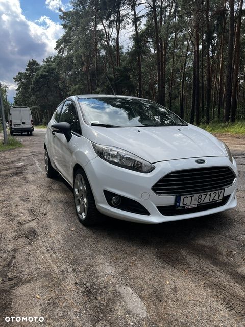 Ford Fiesta 1.5 TDCi Ambiente - 4