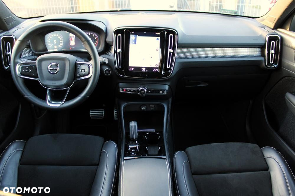 Volvo XC 40 - 19