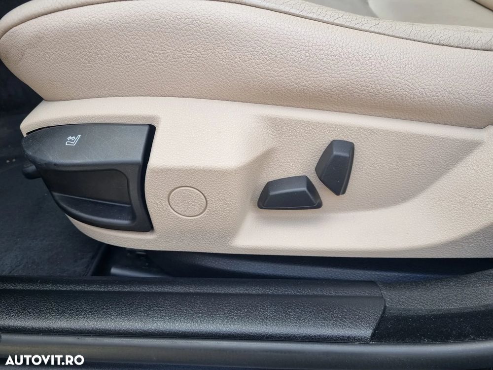 BMW Seria 5 520d Aut. Luxury Line - 15