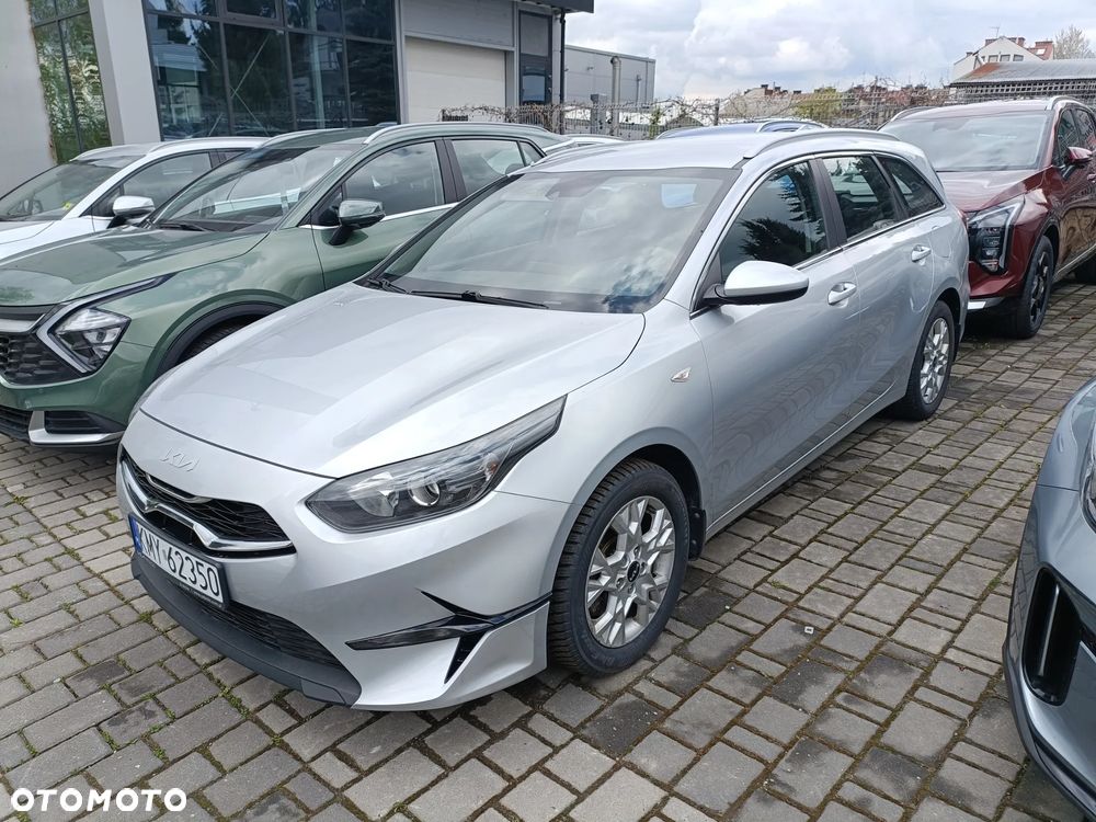 Kia Ceed 1.5 T-GDI M - 2