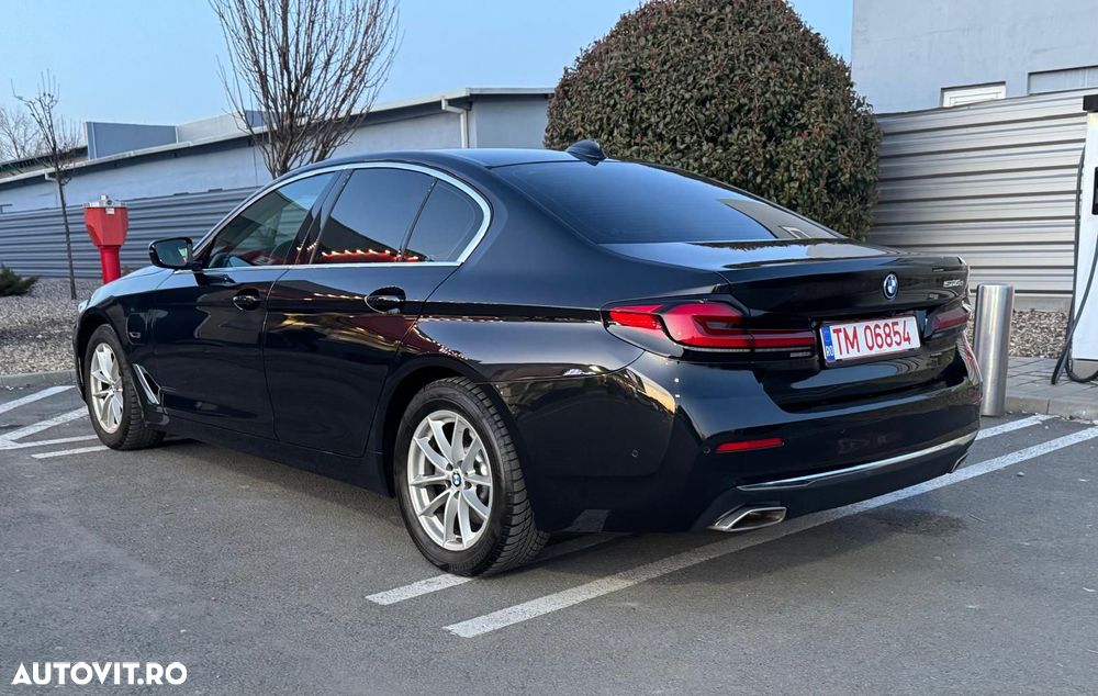 BMW Seria 5 520e Aut. - 4