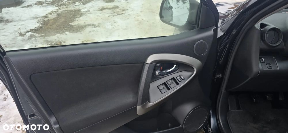 Toyota RAV4 2.2 D-4D 4x4 Life - 19