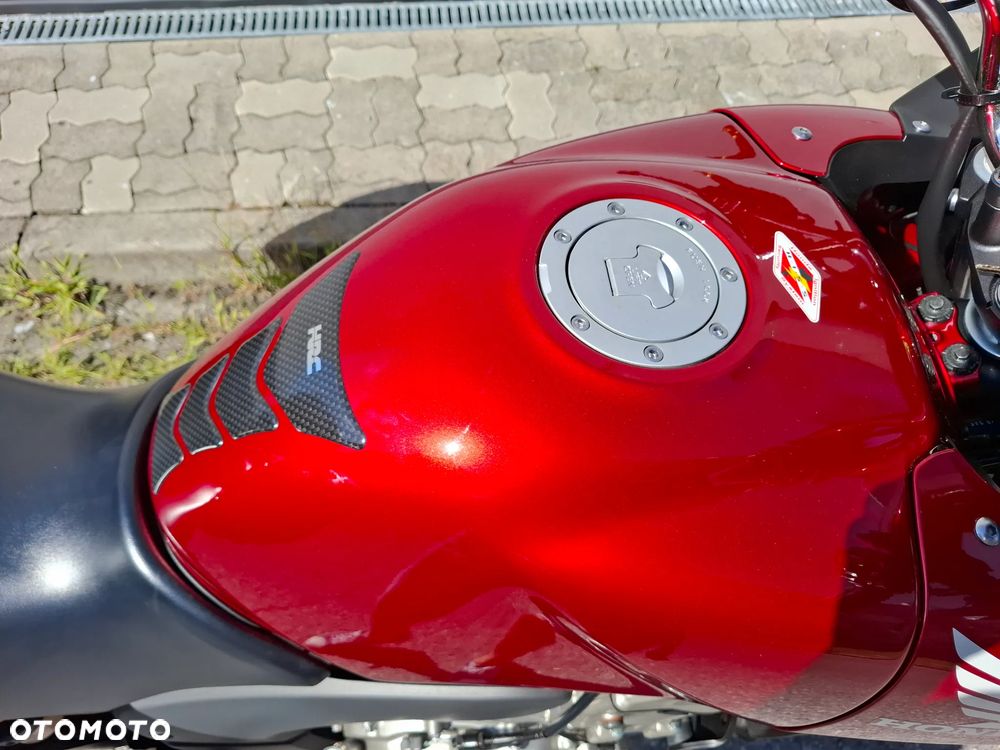 Honda CBF - 22